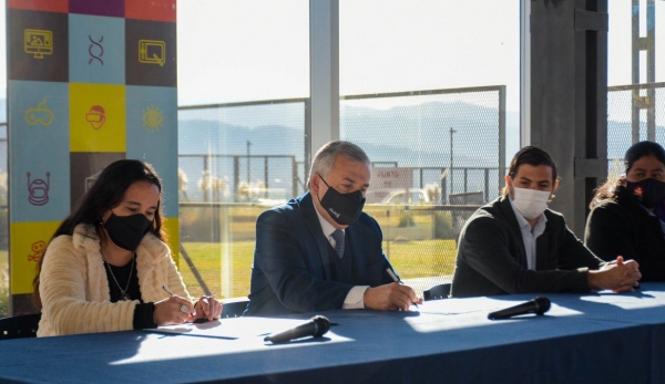 Acuerdo entre el Gobierno y Agr&oacute;nomos