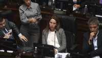 Los legisladores de Zago desaf&iacute;an a Karina y amenazan con romper el bloque porte&ntilde;o