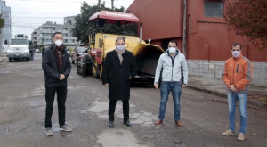 Siguen repavimentando calles en distintos barrios de capital