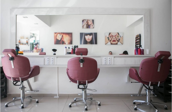 La actividad profesional, est&eacute;ticas y peluquer&iacute;as fueron exceptuadas en Jujuy