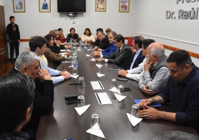 Sadir y Bernis impulsan agenda legislativa con el bloque oficialista