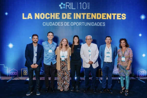 La Municipalidad de San Salvador presente en la Noche de los Intendentes