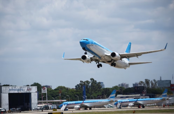 La Justicia estadounidense obliga a la Argentina a pagar USD 390 millones por la nacionalizaci&oacute;n de Aerol&iacute;neas