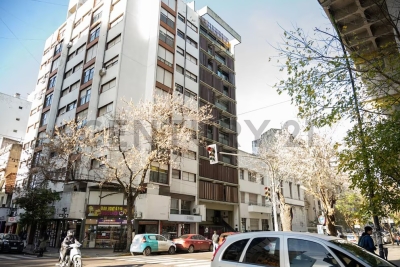 Manuel Adorni puso en venta su departamento de La Plata y pide 95.000 d&oacute;lares