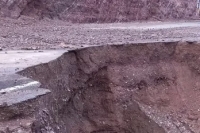 Por la tormenta, cortan la circulaci&oacute;n de veh&iacute;culos en la Ruta Nacional 52