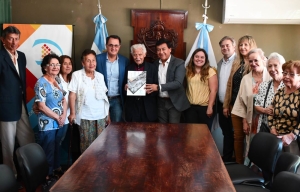 Mario Camacho fue distinguido como Ciudadano Ilustre
