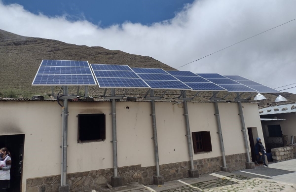 Escuelas rurales, con energ&iacute;a solar repotenciada
