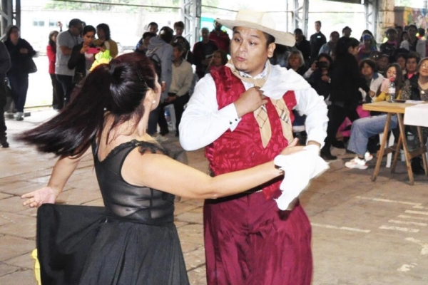 M&aacute;s de 500 chicos participaron de la segunda edici&oacute;n del &ldquo;Bailando por tu escuela inclusivo&rdquo;