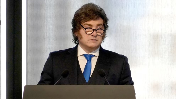 Javier Milei afirm&oacute; que la inflaci&oacute;n mayorista &ldquo;est&aacute; bajando&rdquo; y dijo que &ldquo;anticipa lo que viene&rdquo; para la minorista