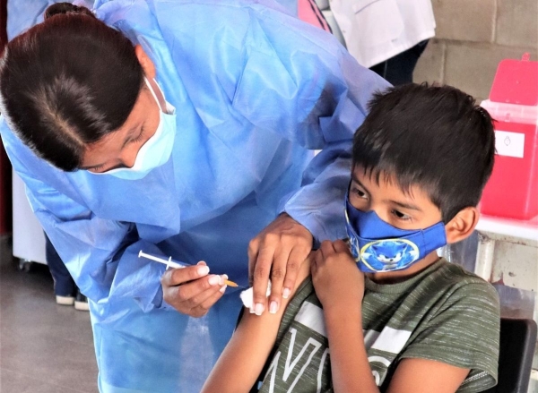 Por inicio de clases instan a los estudiantes a vacunarse