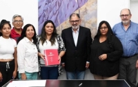 Municipio y Centro Vecinal de Punta Diamante firman convenio