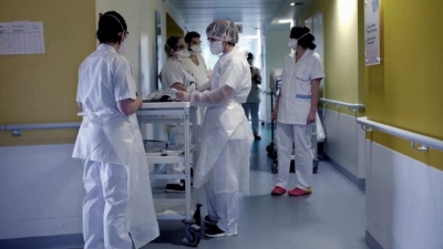 Coronavirus: ascienden a 979 los fallecidos y a 39.570 los infectados en el pa&iacute;s