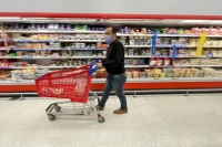 La inflaci&oacute;n fue del 6% en enero y lleg&oacute; al 98,8% en los &uacute;ltimos 12 meses