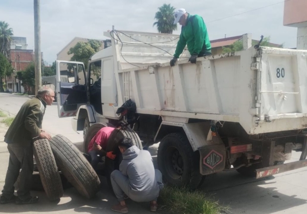 Dengue: Salud contin&uacute;a con el descacharrado en la capital juje&ntilde;a