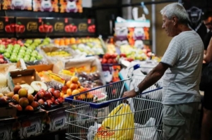 Una familia tipo debe ganar $1.024.435 por mes para no ser pobre en la Argentina