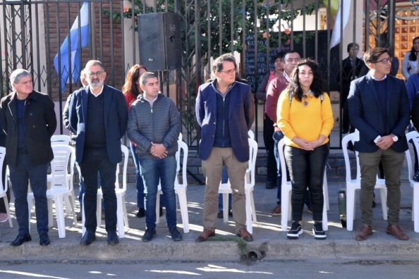 El intendente Jorge acompa&ntilde;&oacute; los festejos por el 75&deg; aniversario del barrio Luj&aacute;n