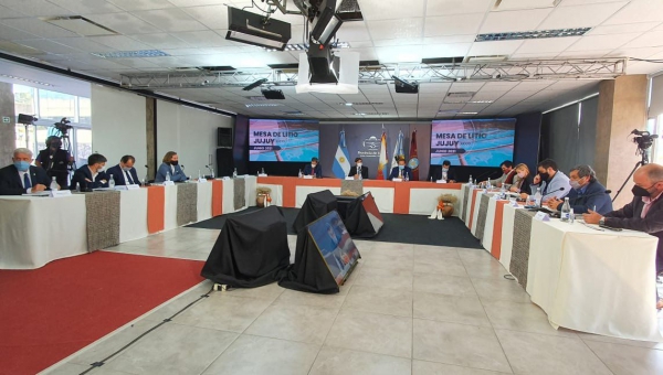 Mesa de Litio clave para el desarrollo de la econom&iacute;a regional