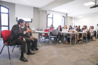 Sadir comparti&oacute; una charla con estudiantes universitarios en el espacio "Mirada federal"