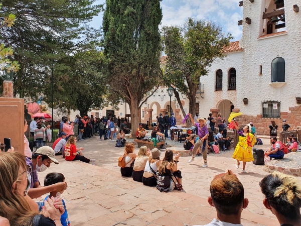 M&aacute;s de 17 mil turistas "ablandaron" el carnaval en Jujuy