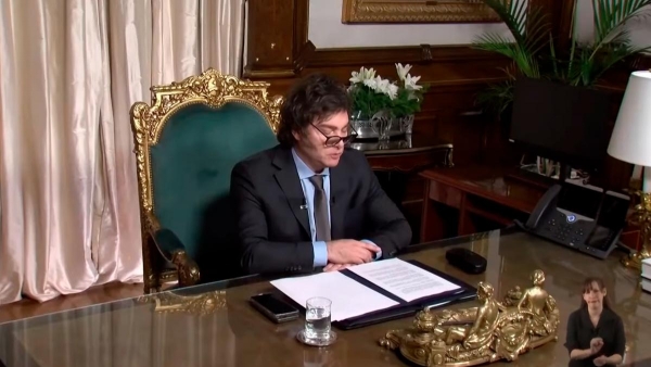 Saludo de fin de a&ntilde;o: Milei, anticip&oacute; que el 2024 "ser&aacute; duro para todos nosotros"