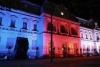 La Casa de Gobierno luci&oacute; los colores de la Bandera Chilena