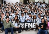 FNE. Sadir entreg&oacute; camperas a la Comisi&oacute;n Estudiantil