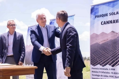 Morales puso en marcha la construcci&oacute;n del parque solar "Cannava"