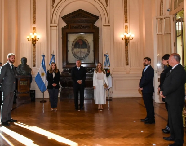 Morales y Tulia Snopek recibieron a la Embajadora del Reino Unido