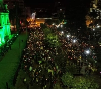 Con $179.000 de salario inicial, el Gobierno mejor&oacute; sustancialmente la oferta a los docentes
