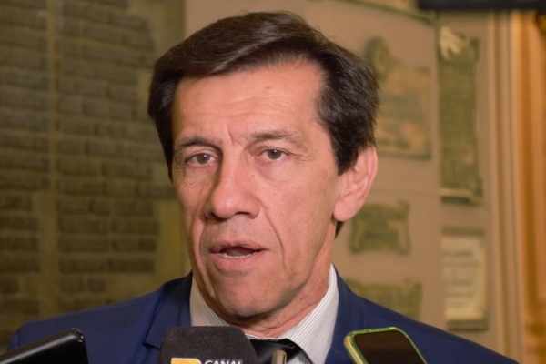 Ley de Emergencia. "Nunca una ley buscar&aacute; dejar a la gente sin trabajo"