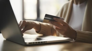 Dólar tarjeta: el Gobierno definió cómo se van a pagar los resúmenes que venzan en estos días