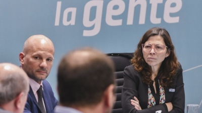 El blue subi&oacute; 20 pesos en un d&iacute;a y lleg&oacute; a 338 pesos