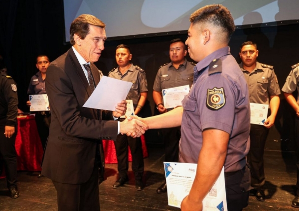 Bomberos incorpora recursos humanos calificados