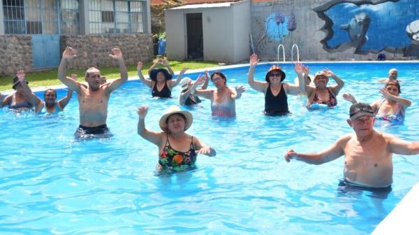 Municipio invita a las Colonias de Vacaciones para Adultos Mayores