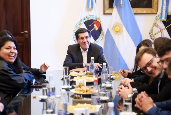 Sadir dialog&oacute; con j&oacute;venes de la FURP sobre el presente y el futuro de Jujuy y la Argentina
