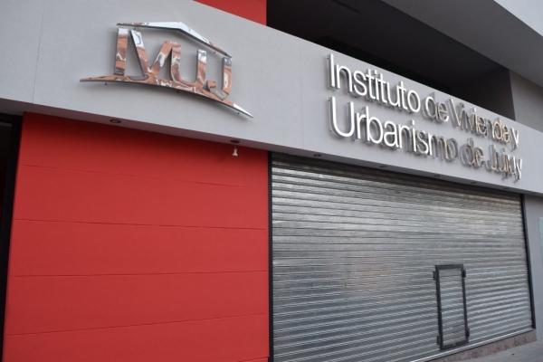 IVUJ reactiva el cobro de intereses en las cuotas mensuales