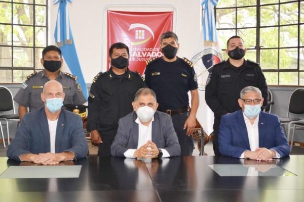 Jefes policiales comprometieron colaboraci&oacute;n con el municipio de Capital