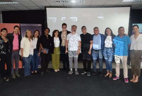 Jornada "Hablemos sobre Grooming" e inauguraci&oacute;n del mural