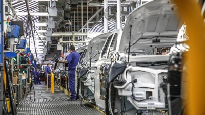 La producción de vehículos creció más de 40% y las exportaciones aumentaron 30%