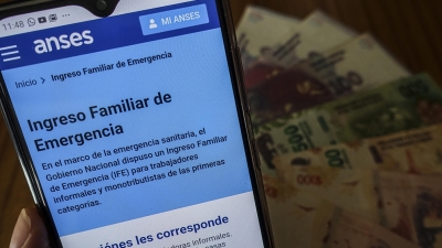 Este lunes cobran el IFE titulares con DNI finalizado en 4 y de PNC en 8 y 9