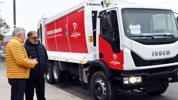 La Municipalidad incorpor&oacute; dos nuevos camiones compactadores para fortalecer la recolecci&oacute;n de residuos