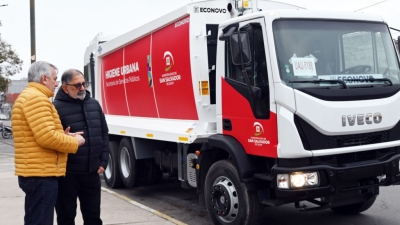 La Municipalidad incorpor&oacute; dos nuevos camiones compactadores para fortalecer la recolecci&oacute;n de residuos