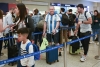 Un nuevo vuelo de Aerolíneas llevó a hinchas argentinos a Qatar desde Ezeiza