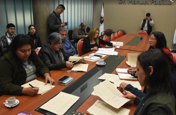 La comisi&oacute;n de Asuntos Sociales avanza en varios proyectos