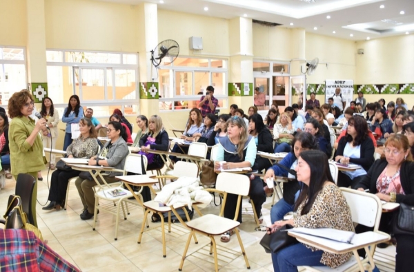 Inici&oacute; traslado docente en escuelas de Educaci&oacute;n Inicial