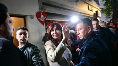 Cristina revel&oacute; un informe del FBI para vincular a Macri y Caputo con los bolsos de L&oacute;pez