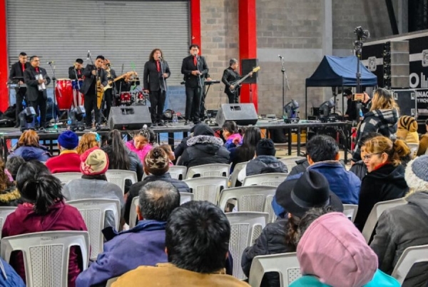 &ldquo;Festejando con Pap&aacute;&rdquo;. Alto Comedero reuni&oacute; a las familias