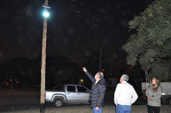 Habilitaron luminarias solares Led en el Alto Comedero