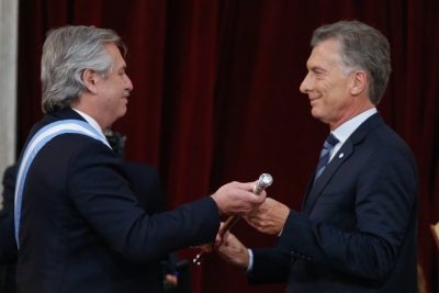 Fernandez apunt&oacute; contra Macri que hab&iacute;a calificado su gesti&oacute;n como "muy da&ntilde;ina"