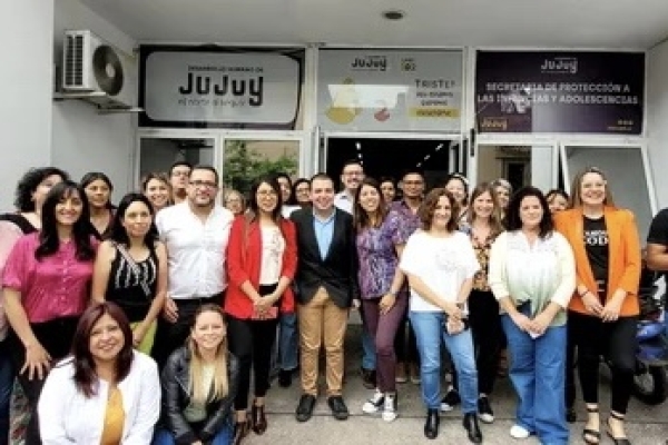 Desarrollo Humano: Reuni&oacute;n entre Provincia y Naci&oacute;n para articular acciones de la L&iacute;nea 102